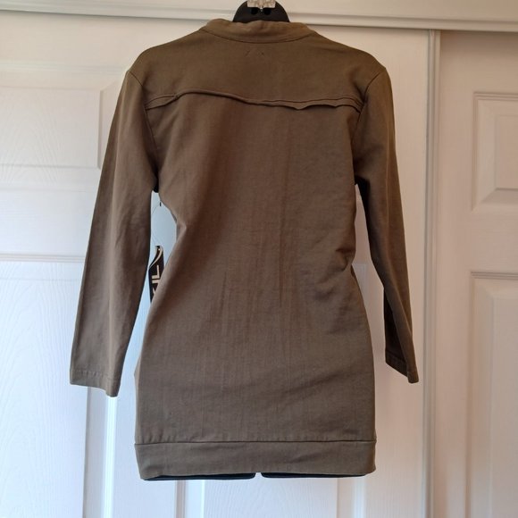 NEW WITH TAGS! TXT Women's Long Sleeved Shirt (4407) - Picture 3 of 5